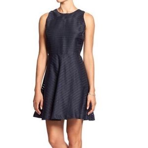 Banana Republic Sheer Stripe Sleeveless Navy Knee Length Dress Size 10